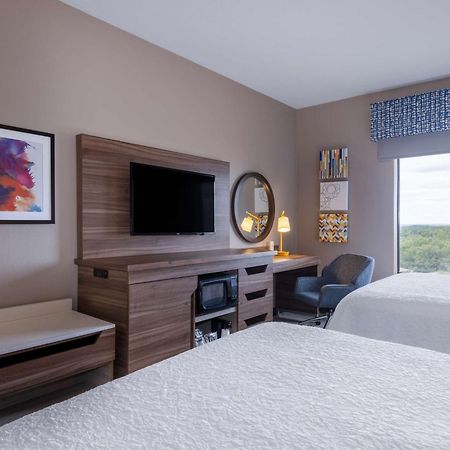 Hampton Inn Saint-Robert Exterior foto