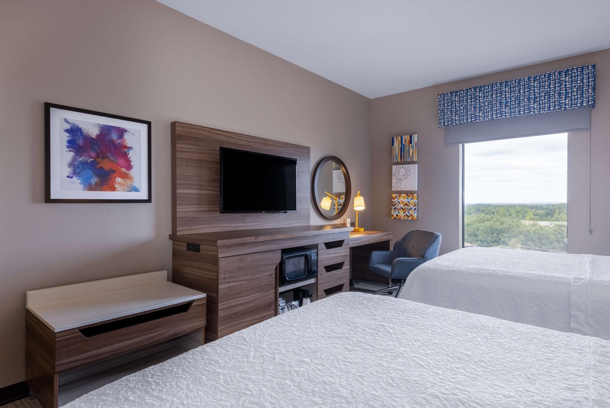 Hampton Inn Saint-Robert Exterior foto